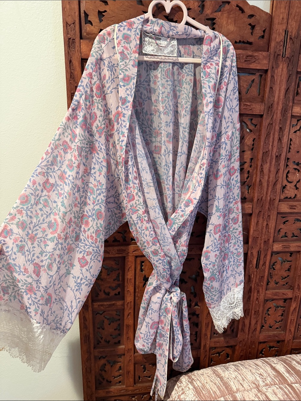 Super pretty Floral Lace-Trim Kimono Robe - Pastel Pink & Blue cottagecore